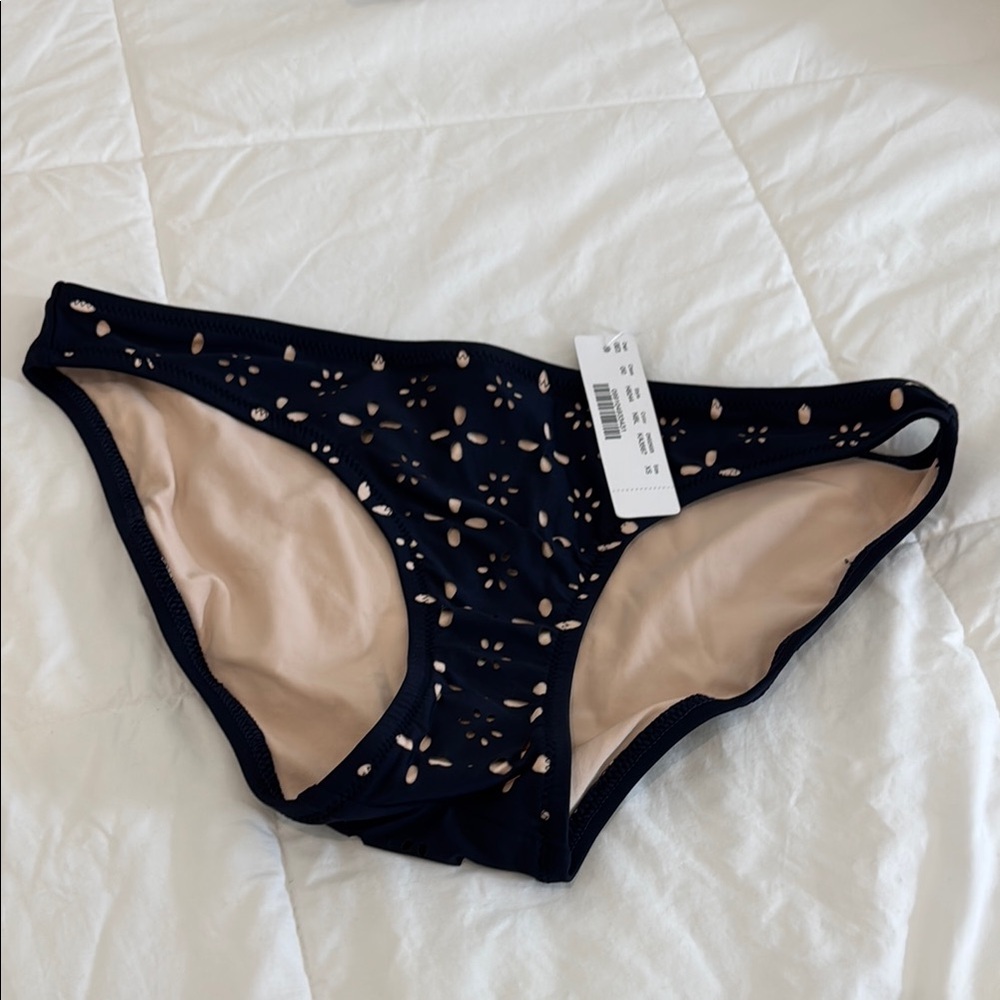 NWT J. Crew Navy Laser-Cut Bikini Bottoms with Nude Lining - Picture 1 of 6